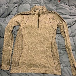 Nike Quarter Zip